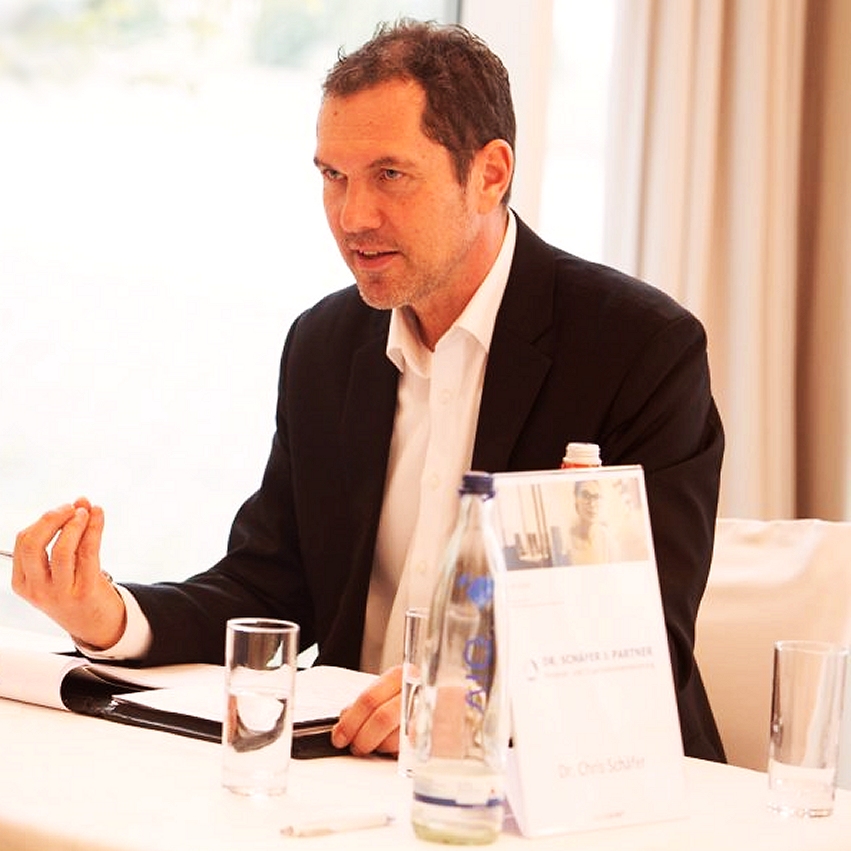 Dr. Chris Schäfer